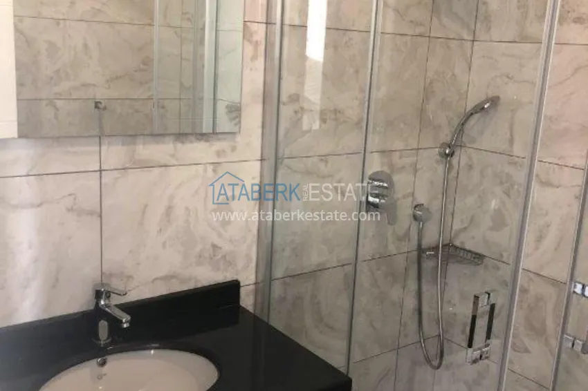 Приобрести Пентхаус в центре Алании с открытым видом на море в молодой резиденции 3 