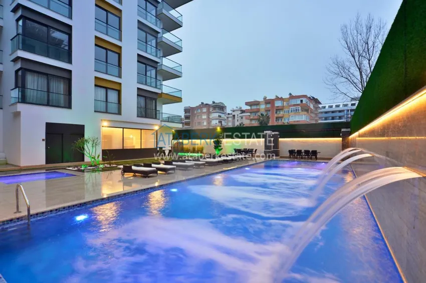 Квартира в районе Оба с мебелью на первой береговой линии 4 