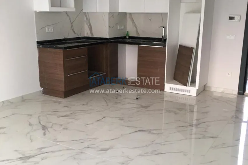 Приобрести Двухкомнатная квартира в центре Алании с чистовой отделкой 3 