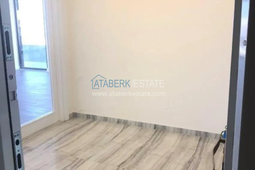 Приобрести Пентхаус в центре Алании с открытым видом на море в молодой резиденции 6 