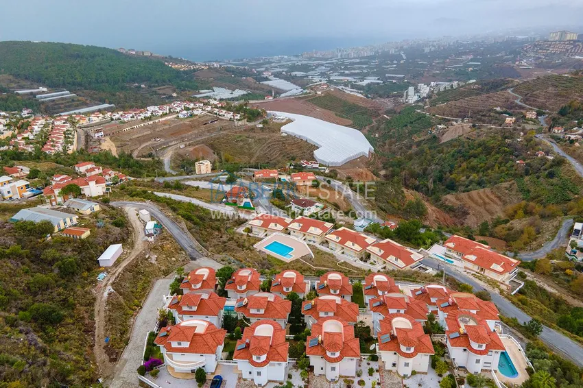 Вилла в Каргыджаке двухэтажная с панорамным видом в коттеджном поселке 7 