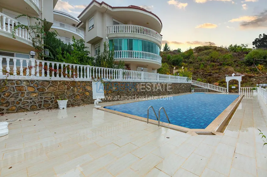 Вилла в Каргыджаке двухэтажная с панорамным видом в коттеджном поселке 9 