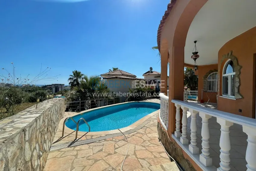 Отдельно стоящая двухэтажная вилла в Авсалларе 9 