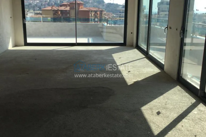 Приобрести Пентхаус в Алании в новом комплексе – район пляжа Клеопатра 3 