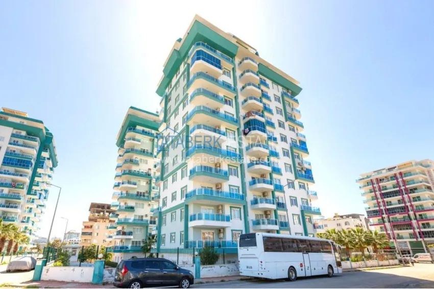 Квартира в Махмутларе после ремонта, новая мебель, вид на море 1 