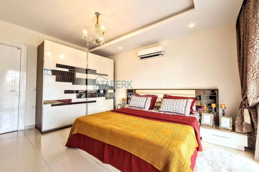 Приобрести Двухуровневая квартира в Кестеле с новой мебелью и видом на море 12 