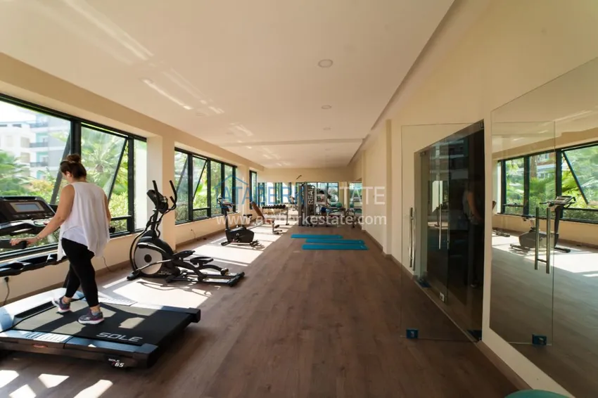 Квартира в Оба просторная с отдельной кухней, в комплексе с инфраструктурой 11 