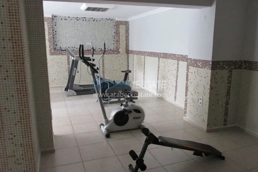 Трехкомнатная квартира в Алании с мебелью в районе пляжа Клеопатра 12 