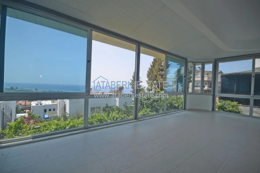 Приобрести Трехуровневая смежная вилла в районе Демирташ с собственным садом 15 