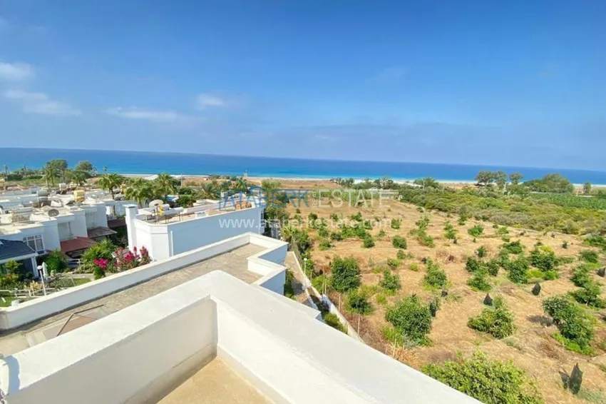 Приобрести Таунхаус в районе Демирташ с мебелью и открытым видом на море  16 