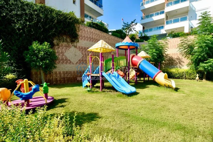 Садовый дуплекс в Каргыджаке в резиденции класса-люкс 18 