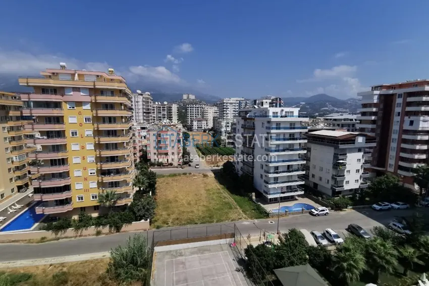 Квартира в Махмутларе с мебелью, видом на горы и частично на море 1 