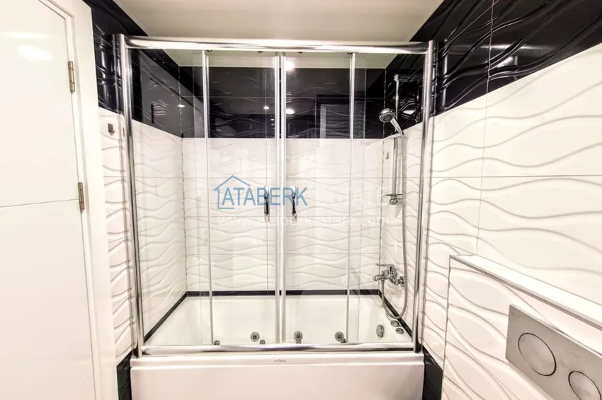 Приобрести Двухуровневая квартира в Кестеле с новой мебелью и видом на море 21 