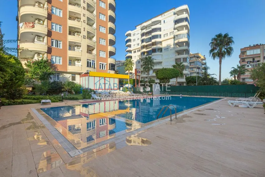 Квартира в Махмутларе трехкомнатная со стильным интерьером  4 