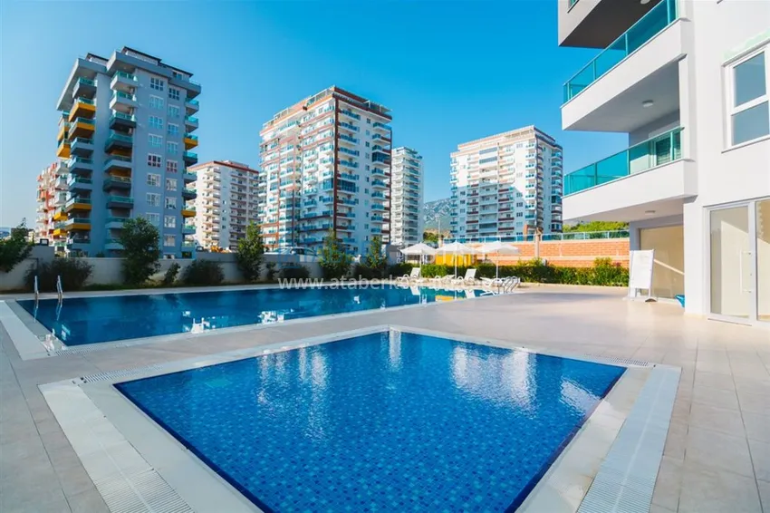 Квартира меблированная в молодом современном комплексе в Махмутларе  1 