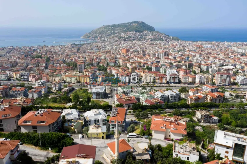 Видовая квартира в центре Алании в эксклюзивном комплексе  2 