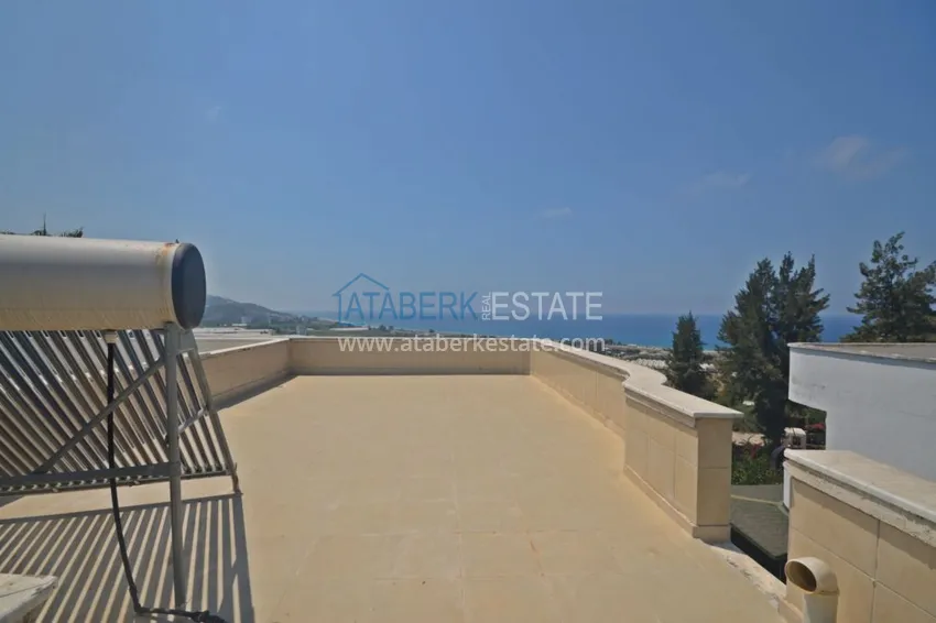 Приобрести Трехуровневая смежная вилла в районе Демирташ с собственным садом 25 