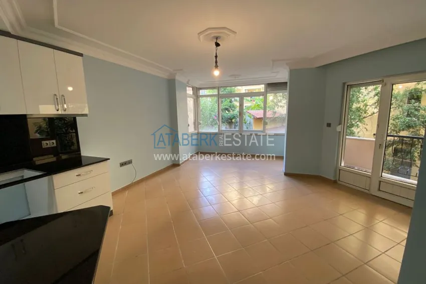 Приобрести Квартира в центре Алании район пляжа Клеопатра, после ремонта  4 