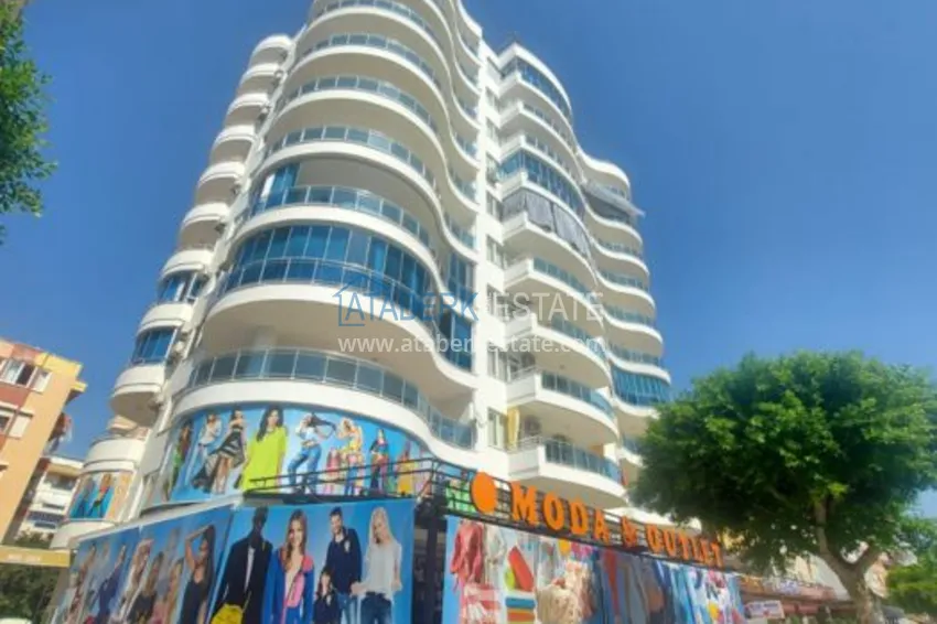 Квартира в Махмутларе в жилом комплексе на улице Барбаросса 4 