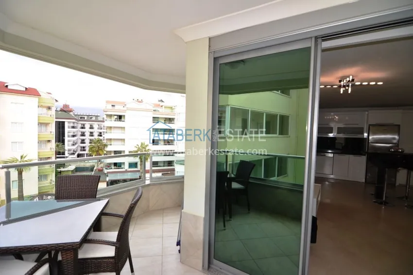 Приобрести Квартира в Оба - современный интерьер, боковой вид на море, первая береговая  4 