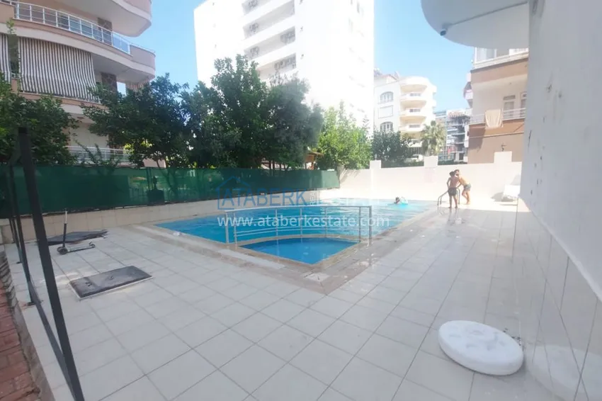 Квартира в Махмутларе в жилом комплексе на улице Барбаросса 5 