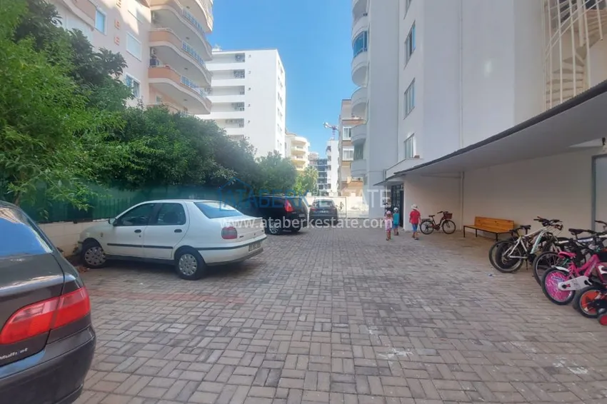 Квартира в Махмутларе в жилом комплексе на улице Барбаросса 6 