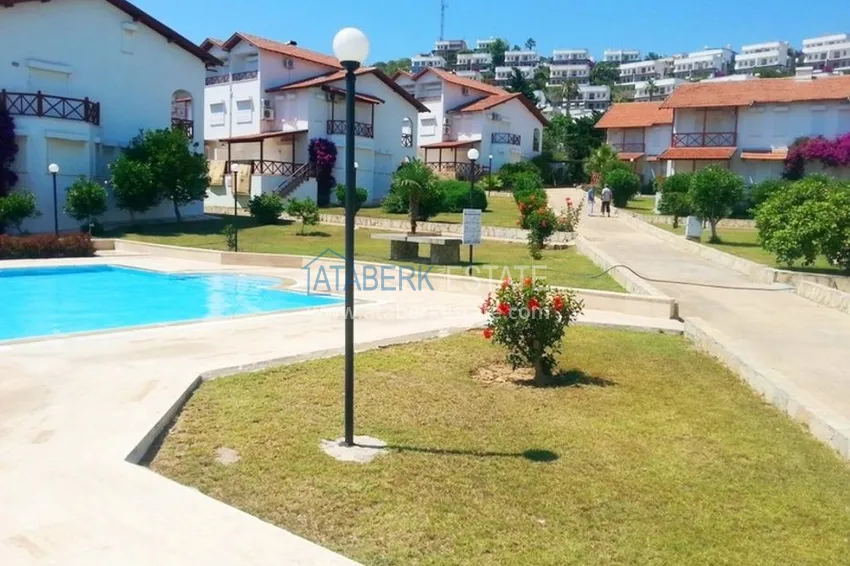 Вилла в районе Демирташ с мебелью, садиком и великолепным видом на море  5 