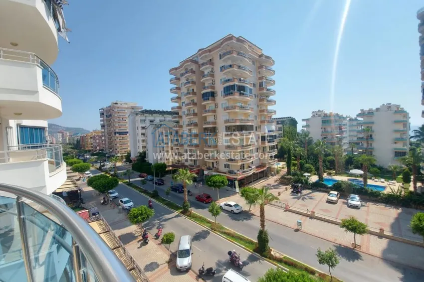 Приобрести Квартира в Махмутларе в жилом комплексе на улице Барбаросса 10 