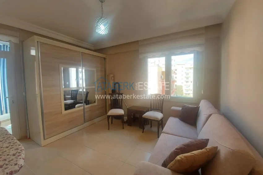 Приобрести Квартира в Махмутларе в жилом комплексе на улице Барбаросса 11 