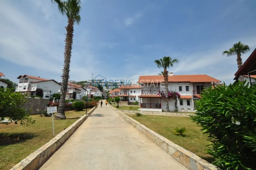 Вилла в районе Демирташ с мебелью, садиком и великолепным видом на море  6 