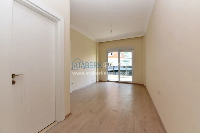 Приобрести Квартира в Оба просторная с отдельной кухней, в комплексе с инфраструктурой 7 