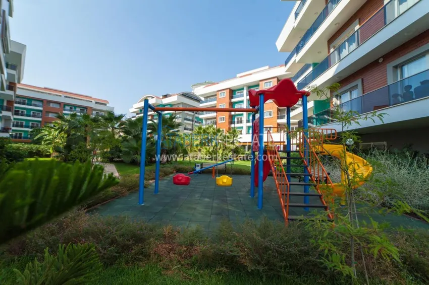 Квартира в Оба просторная с отдельной кухней, в комплексе с инфраструктурой 7 