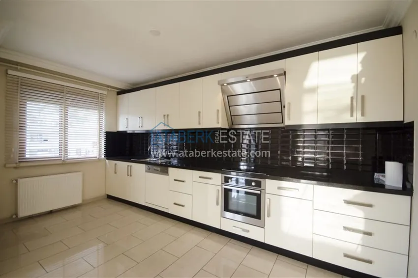 Приобрести Квартира в самом центре Алании с газификацией и видом на горы  8 