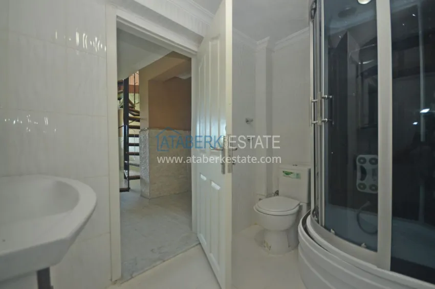 Приобрести Трехуровневая смежная вилла в районе Демирташ с собственным садом 8 