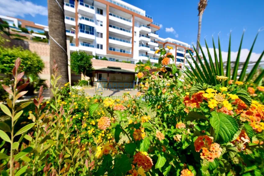 Садовый дуплекс в Каргыджаке в резиденции класса-люкс 9 