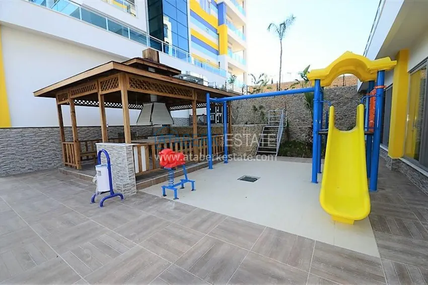 Двухуровневая квартира в Кестеле с новой мебелью и видом на море 10 