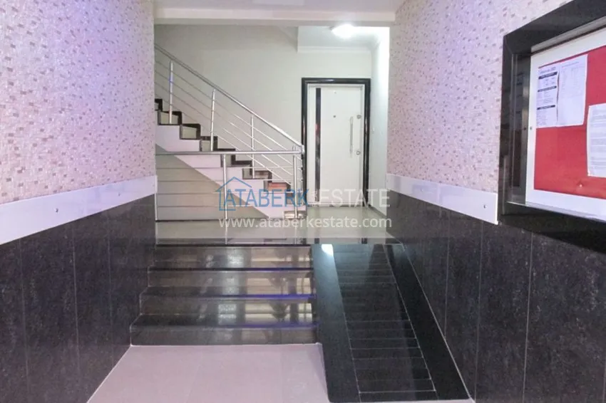 Трехкомнатная квартира в Алании с мебелью в районе пляжа Клеопатра 9 