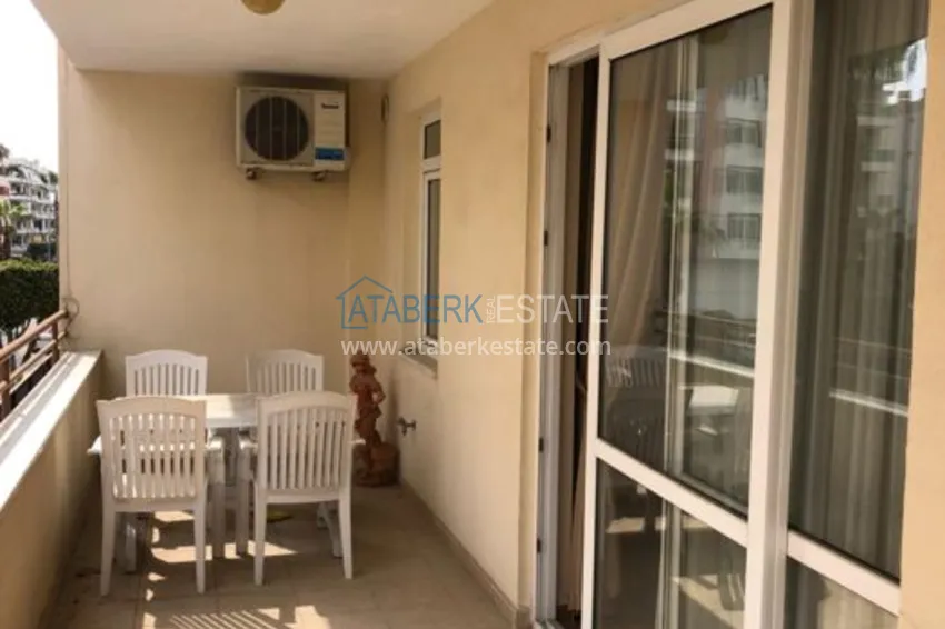 Приобрести Квартира в Махмутларе, трехкомнатная с мебелью в жилом комплексе 12 