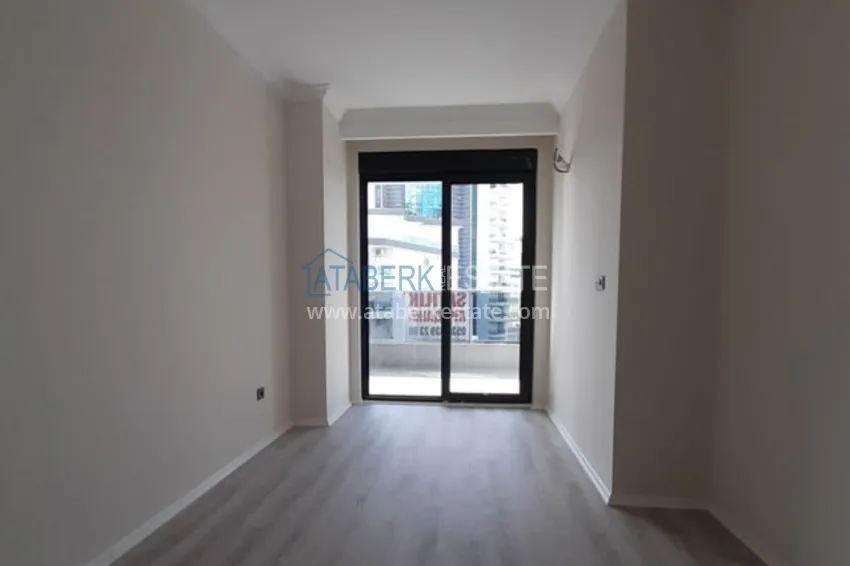 Приобрести Квартира в Махмутларе с отдельной кухней в многоэтажной новостройке 16 