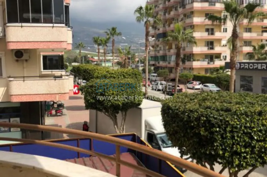 Приобрести Квартира в Махмутларе, трехкомнатная с мебелью в жилом комплексе 15 