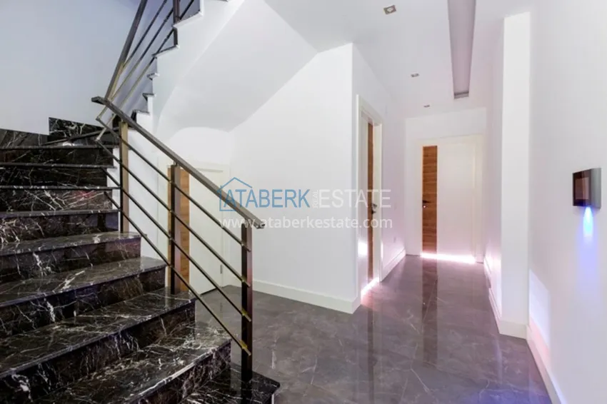 Приобрести Квартиры в центре Алании - новостройка, район пляжа Кейкубат, 50 метров от моря  1 