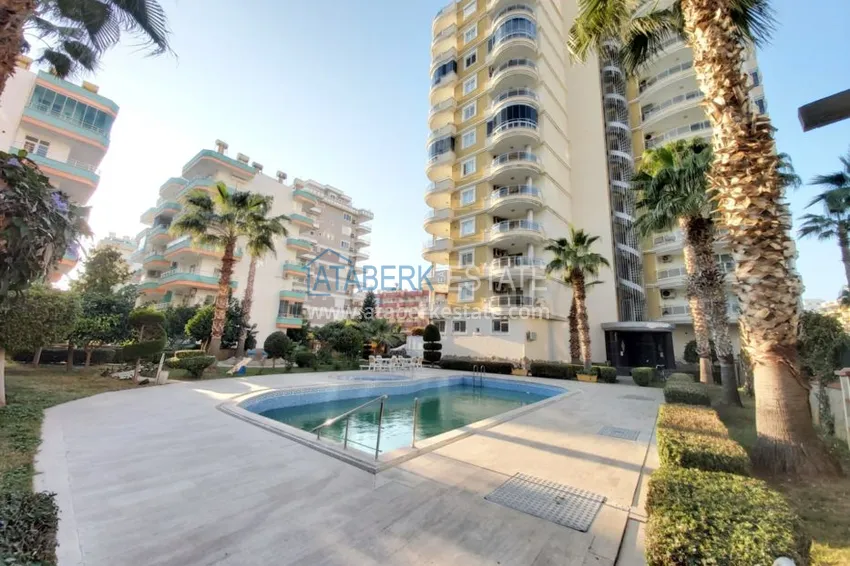 Квартира в Махмутларе с мебелью, видом на море на центральной улице 1 