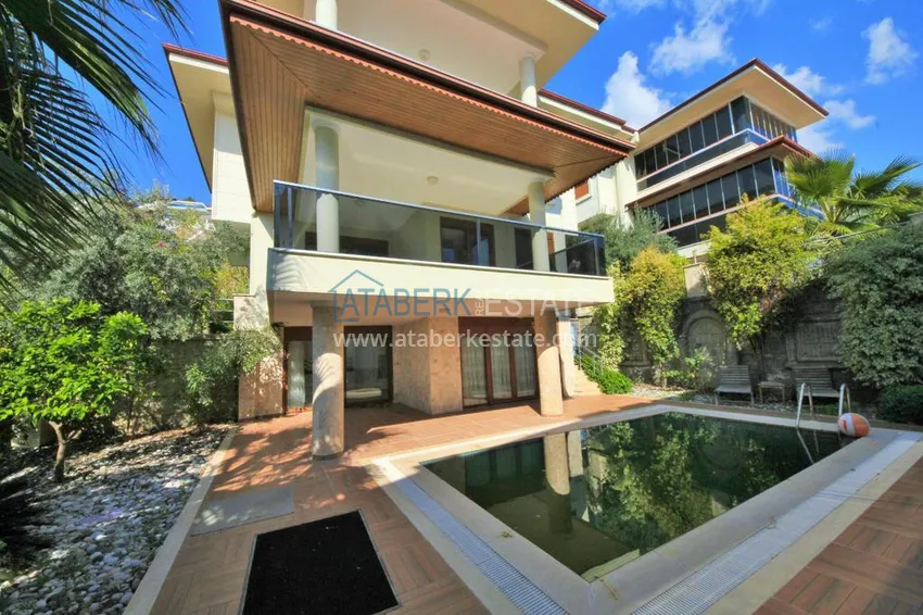 Вилла в Алании меблированная с частным бассейном, с правом на гражданство 2 