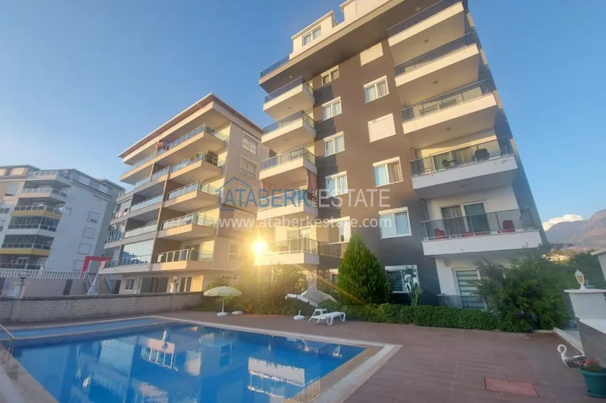 Квартира в районе Кестель с новой мебелью, видом на море и горы 1 