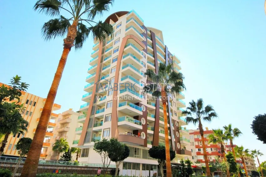 Квартира в Махмутлар двухкомнатная с мебелью в современной резиденции  1 