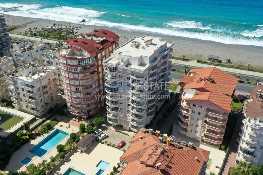 Квартира в Махмутларе меблированная на первой береговой линии 1 