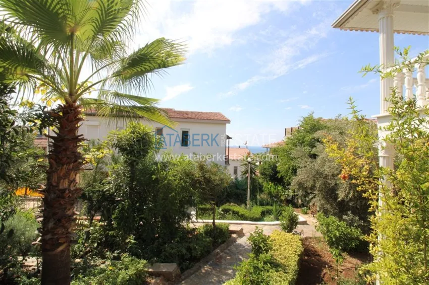 Вилла в Каргыджаке двухуровневая с панорамным видом  3 