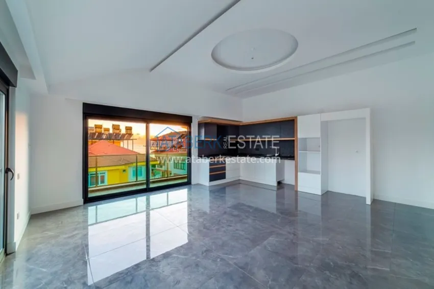 Приобрести Квартиры в центре Алании - новостройка, район пляжа Кейкубат, 50 метров от моря  4 