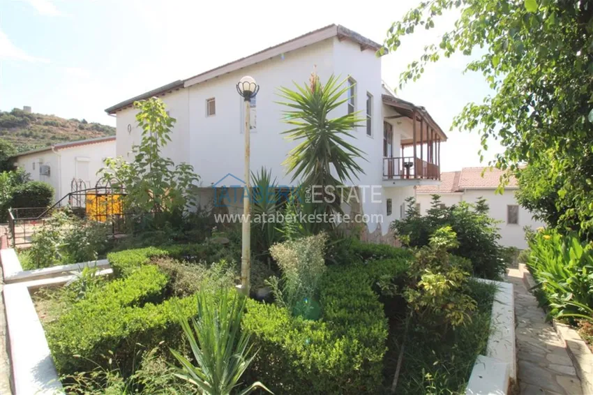 Вилла в Каргыджаке двухуровневая с панорамным видом  4 