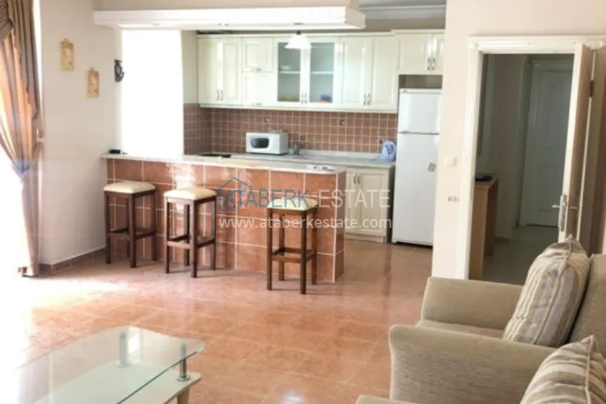 Приобрести Квартира в Махмутларе, трехкомнатная с мебелью в жилом комплексе 3 